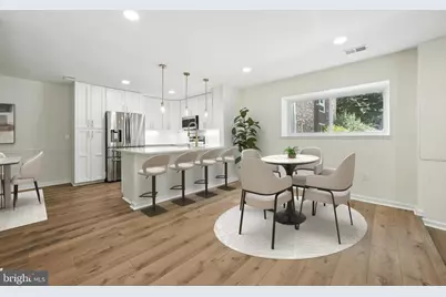 3814 Persimmon Circle, Fairfax, VA 22031 - Photo 3