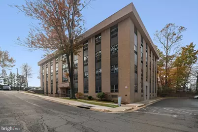 8348 Traford Lane #301, Springfield, VA 22152 - Photo 3