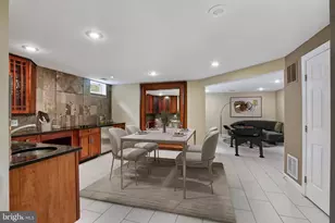 2054 Madrillon Rd, Vienna, VA 22182 - Photo 41