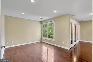 2054 Madrillon Rd, Vienna, VA 22182 - Photo 31