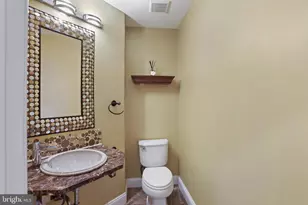 2054 Madrillon Rd, Vienna, VA 22182 - Photo 19