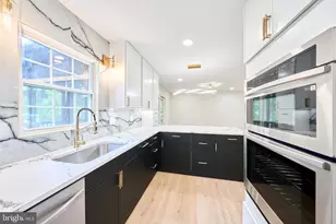 11318 Vale Rd, Oakton, VA 22124 - Photo 23