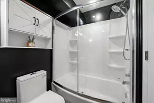 8380 Brockham Dr, Alexandria, VA 22309 - Photo 17