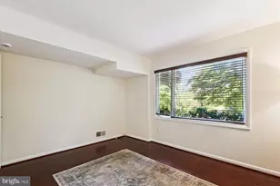 11221 S Shore Rd, Reston, VA 20190 - Photo 37
