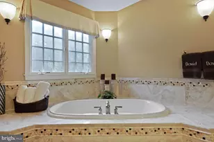 9864 Walker Glen Ct, Great Falls, VA 22066 - Photo 53