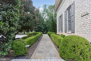 9864 Walker Glen Ct, Great Falls, VA 22066 - Photo 105