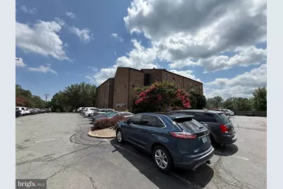 6116 Rolling Road #216, Springfield, VA 22152 - Photo 5