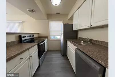 9639 Hagel Circle, Lorton, VA 22079 - Photo 7