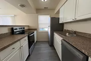 9639 Hagel Cir, Lorton, VA 22079 - Photo 7