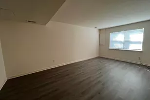 9639 Hagel Cir, Lorton, VA 22079 - Photo 3