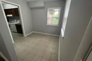 9505 Hagel Cir, Lorton, VA 22079 - Photo 3