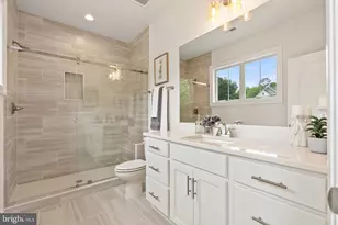 1805 Mcguire Ct, Vienna, VA 22182 - Photo 67