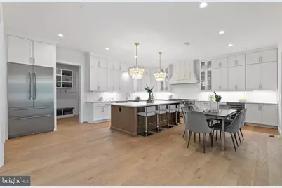 1805 McGuire Court, Vienna, VA 22182 - Photo 11