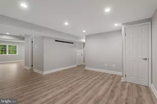 3436 Holly Rd, Annandale, VA 22003 - Photo 45