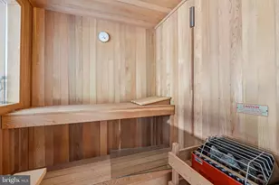 548 River Bend Rd, Great Falls, VA 22066 - Photo 17