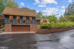 10916 Thimbleberry Ln, Great Falls, VA 22066 - Photo 83