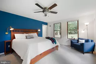 10916 Thimbleberry Ln, Great Falls, VA 22066 - Photo 45