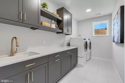 609 Meadow Lane SW, Vienna, VA 22180 - Photo 35