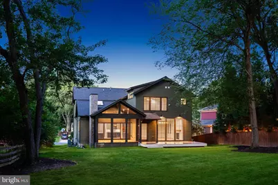 609 Meadow Lane SW, Vienna, VA 22180 - Photo 3