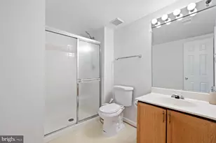 5321 Buxton Ct, Alexandria, VA 22315 - Photo 19