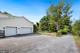 445 Springvale Rd, Great Falls, VA 22066 - Photo 59