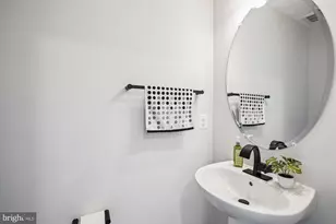 12553 Todd Ln, Fairfax, VA 22033 - Photo 23