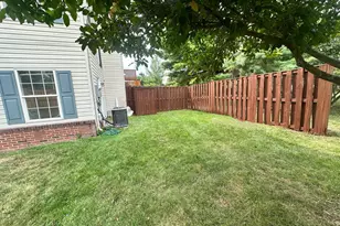 2559 Peter Jefferson Ln, Herndon, VA 20171 - Photo 9