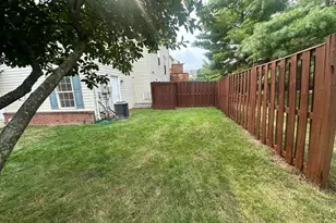 2559 Peter Jefferson Ln, Herndon, VA 20171 - Photo 7