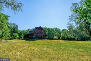 5250 Winfield Rd, Fairfax, VA 22030 - Photo 7