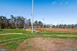 13713 Autumn Vale Ct, Chantilly, VA 20151 - Photo 43