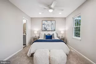 13713 Autumn Vale Ct, Chantilly, VA 20151 - Photo 17