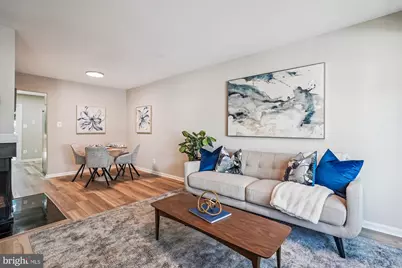 13713 Autumn Vale Court #30B, Chantilly, VA 20151 - Photo 5