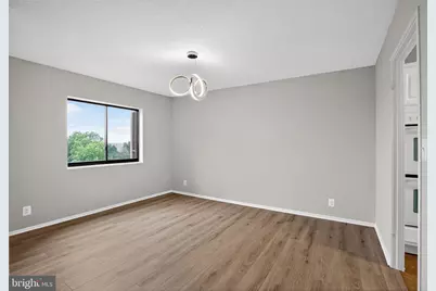 5902 Mount Eagle Drive #805, Alexandria, VA 22303 - Photo 9