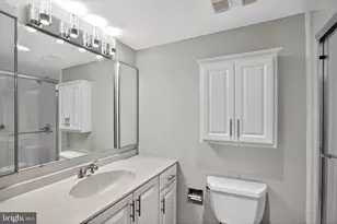 5902 Mt Eagle Dr, Alexandria, VA 22303 - Photo 29