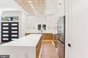 7927 Ashboro Dr, Alexandria, VA 22309 - Photo 5