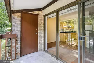 2255 Castle Rock Square, Reston, VA 20191 - Photo 5