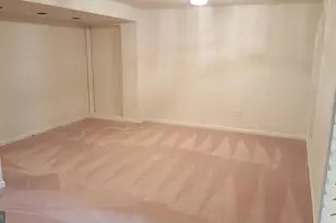 8108 Madrillon Springs Ln, Vienna, VA 22182 - Photo 13