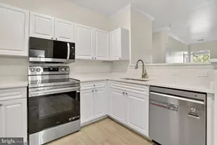 3021 Nicosh Cir, Falls Church, VA 22042 - Photo 13