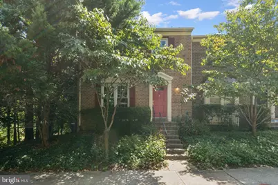 7801 Byrds Nest Pass, Annandale, VA 22003 - Photo 3