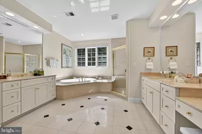 1354 Lewinsville Mews Court, McLean, VA 22102 - Photo 19