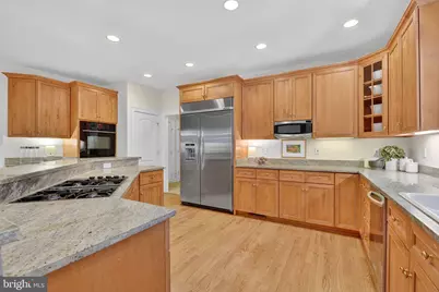 1354 Lewinsville Mews Court, McLean, VA 22102 - Photo 9