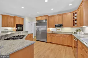 1354 Lewinsville Mews Ct, McLean, VA 22102 - Photo 9