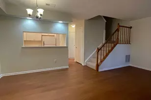 14376 Havener House Ct, Centreville, VA 20120 - Photo 3