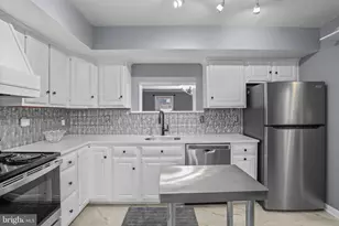 4906 McFarland Dr, Fairfax, VA 22032 - Photo 11