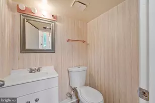 1257 Magnolia Ln, Herndon, VA 20170 - Photo 23