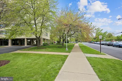 6621 Wakefield Drive #910, Alexandria, VA 22307 - Photo 45