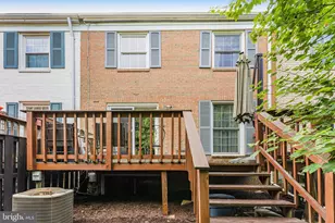 7228 Evanston Rd, Springfield, VA 22150 - Photo 9