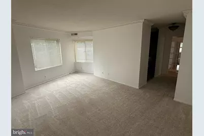 8340 Greensboro Drive #126, McLean, VA 22102 - Photo 5