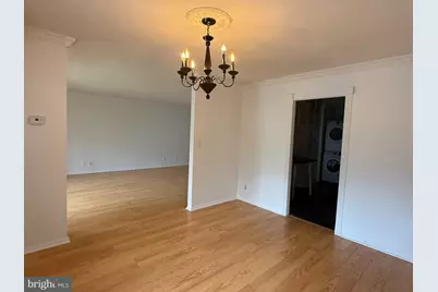 8340 Greensboro Drive #126, McLean, VA 22102 - Photo 3