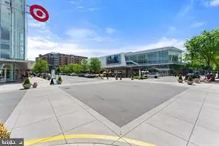 8054 Nicosh Cir Ln, Falls Church, VA 22042 - Photo 39